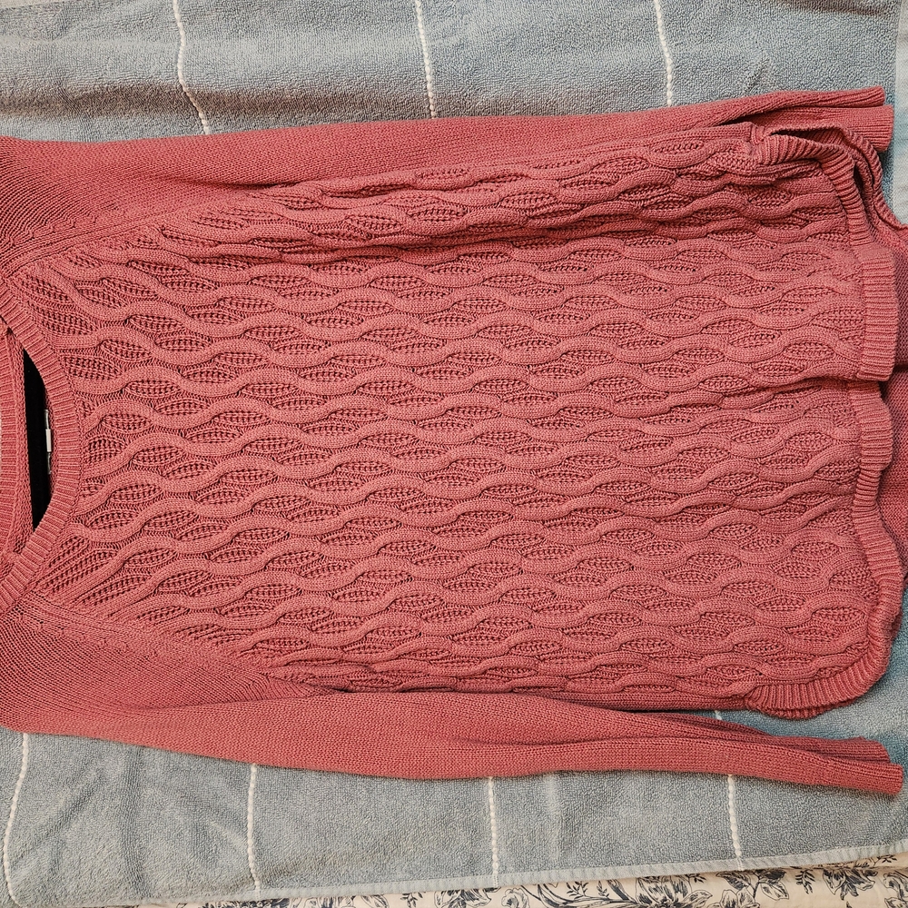 Women's Cable Knit Sweater - Rose